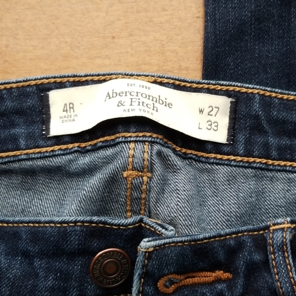 Abercrombie and Fitch skinny jeans 4R 27x33